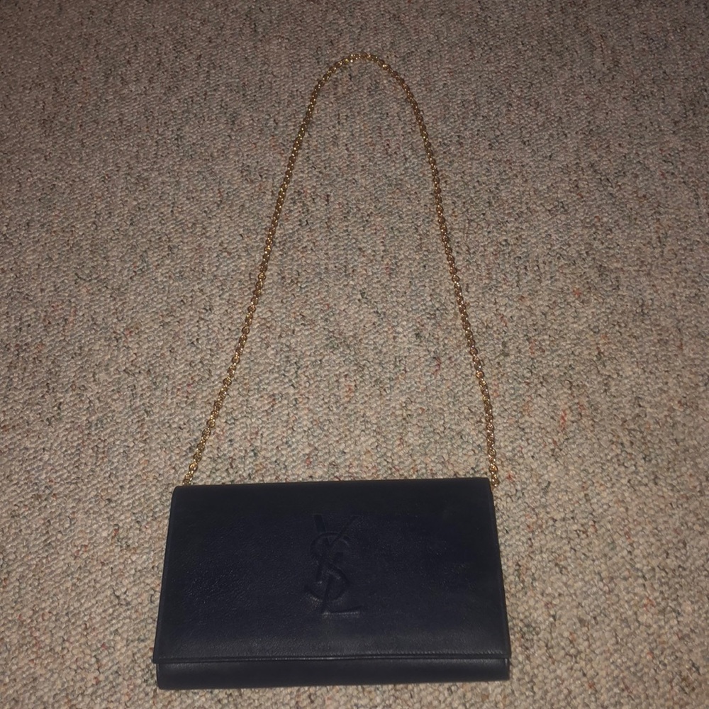 Authentic YSL crossover with removable chain